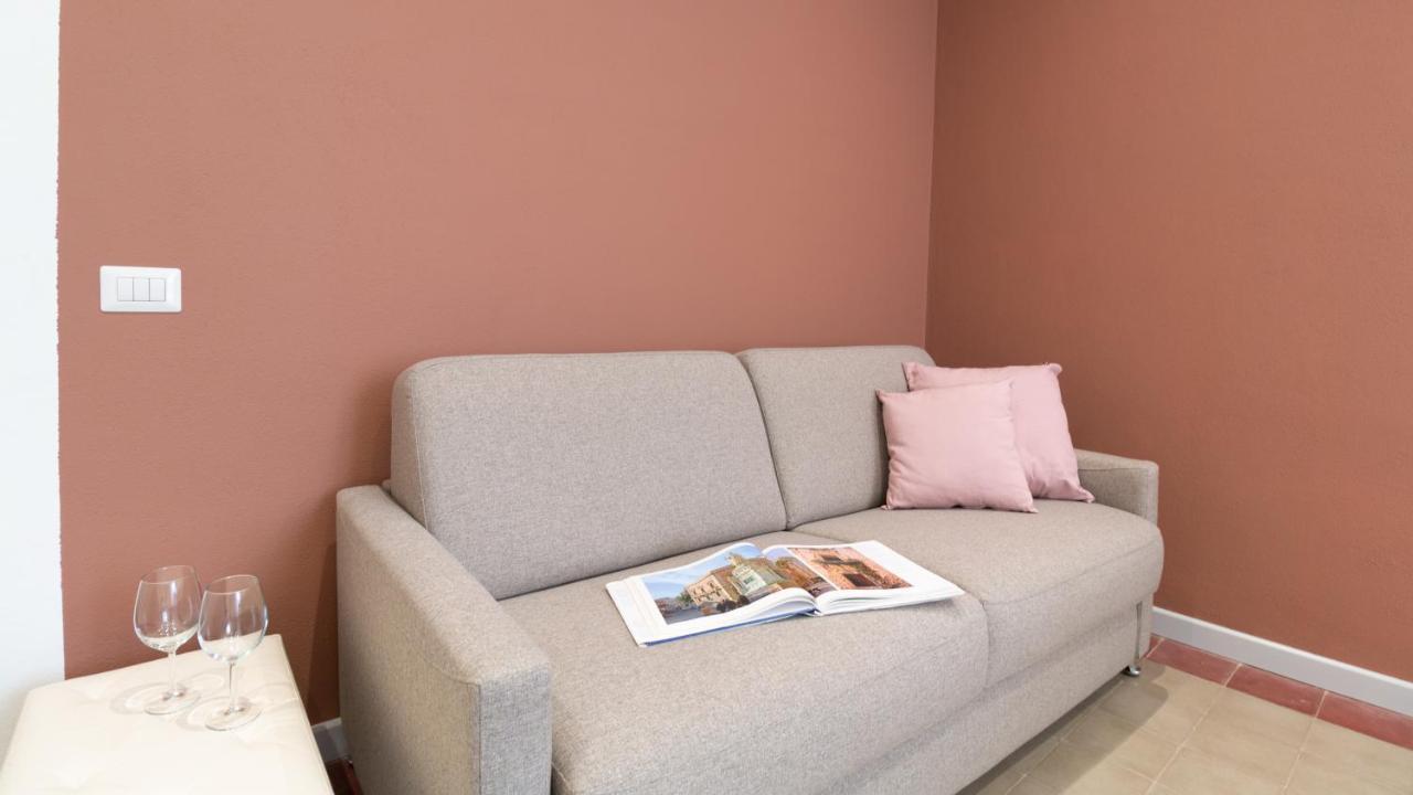 Sardinianworld - Xenia Boutique Apartment โอริสตาโน ภายนอก รูปภาพ