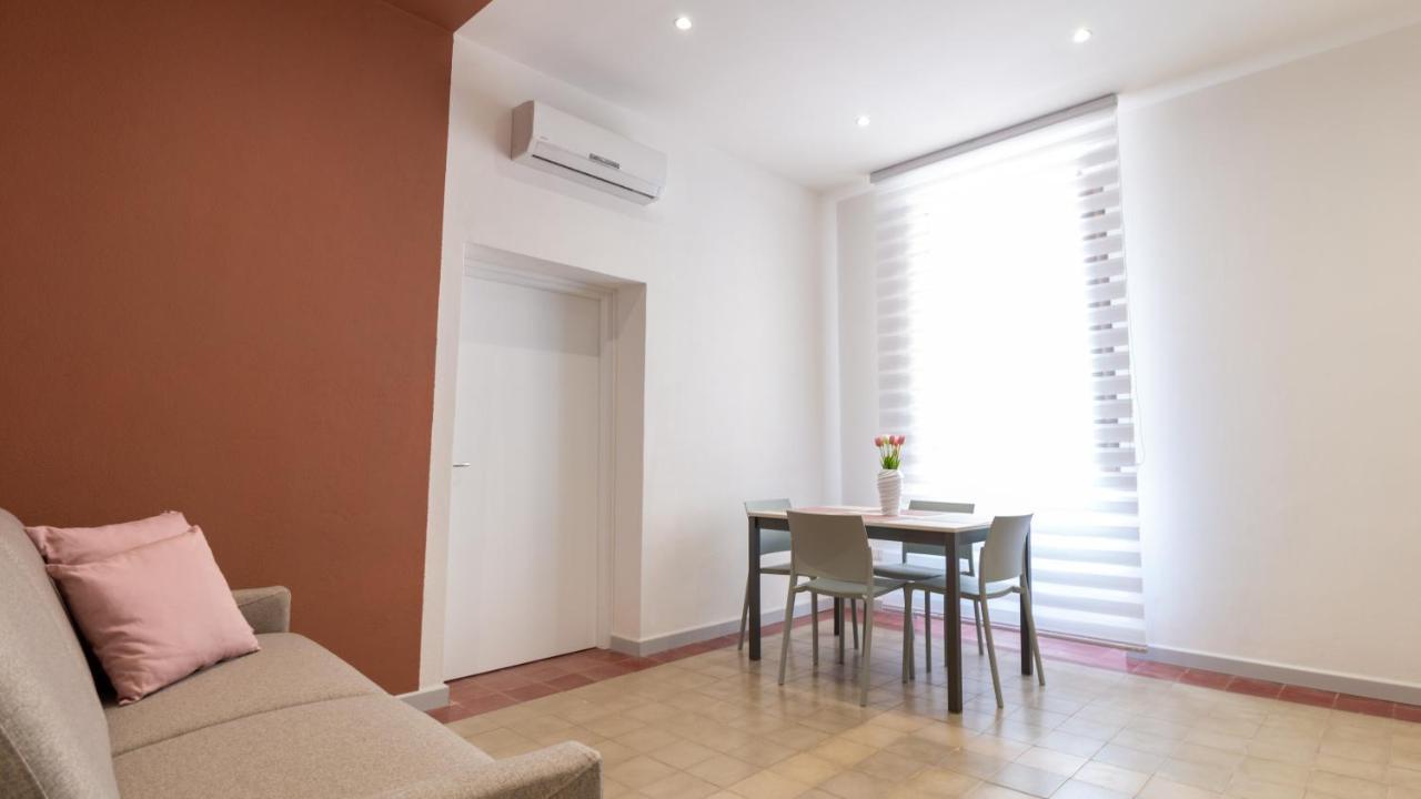 Sardinianworld - Xenia Boutique Apartment โอริสตาโน ภายนอก รูปภาพ