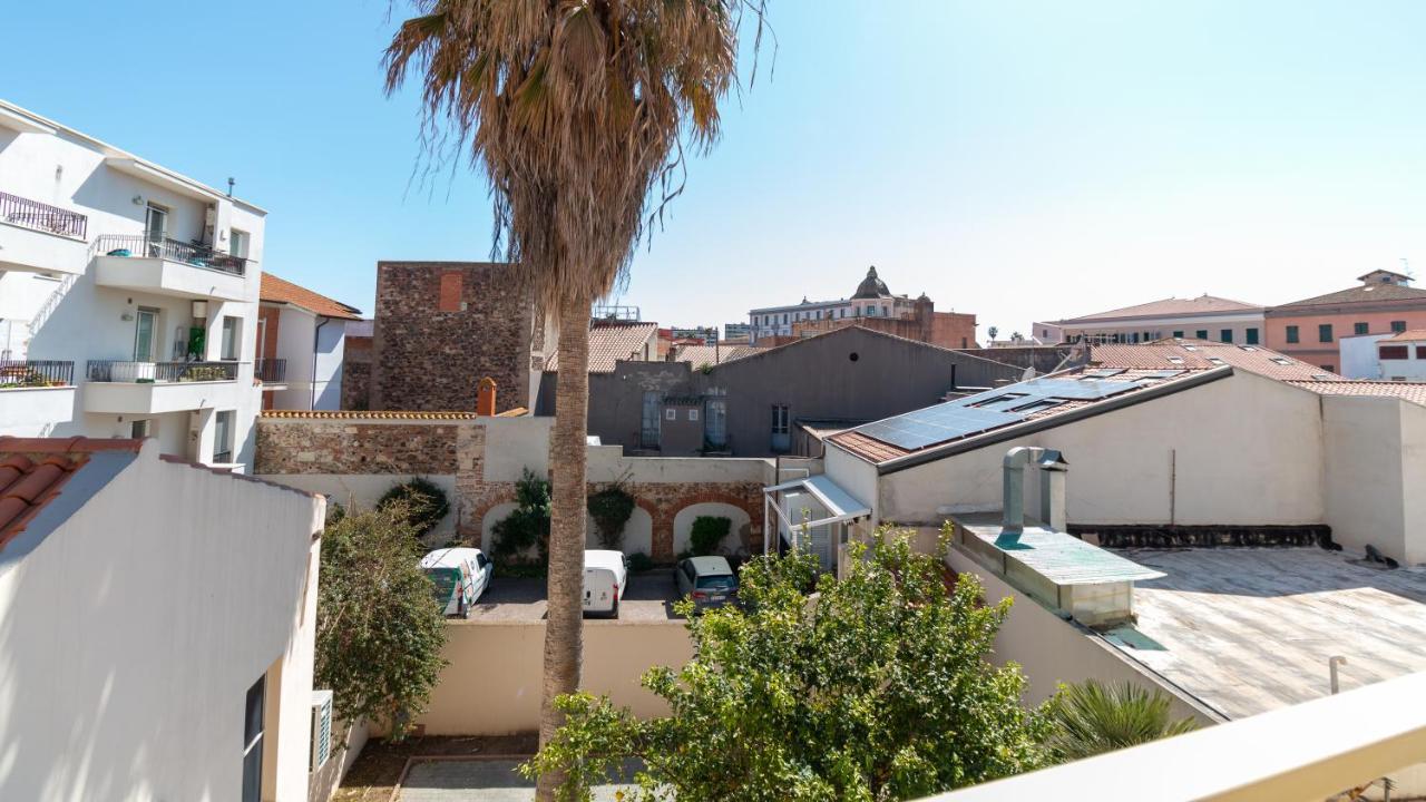 Sardinianworld - Xenia Boutique Apartment โอริสตาโน ภายนอก รูปภาพ