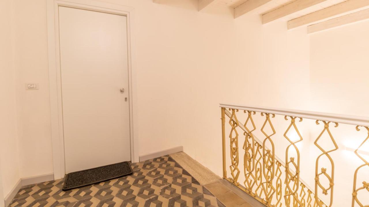 Sardinianworld - Xenia Boutique Apartment โอริสตาโน ภายนอก รูปภาพ