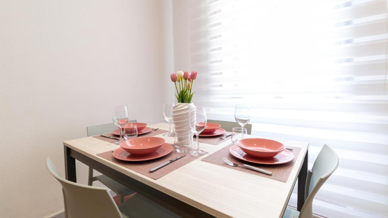Sardinianworld - Xenia Boutique Apartment โอริสตาโน ภายนอก รูปภาพ