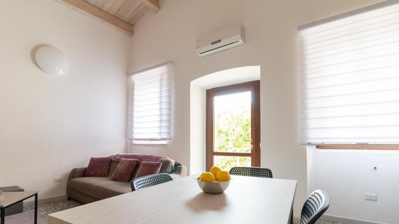 Sardinianworld - Xenia Boutique Apartment โอริสตาโน ภายนอก รูปภาพ