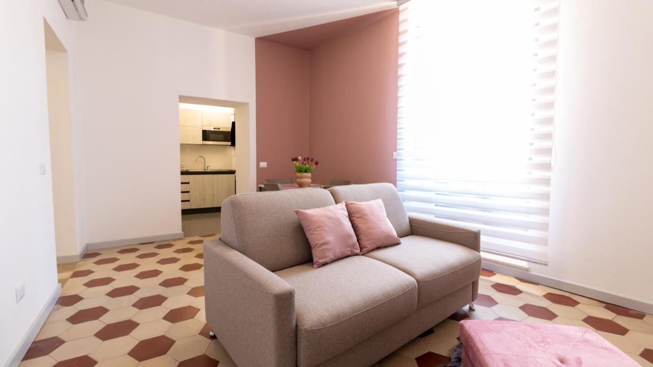Sardinianworld - Xenia Boutique Apartment โอริสตาโน ภายนอก รูปภาพ