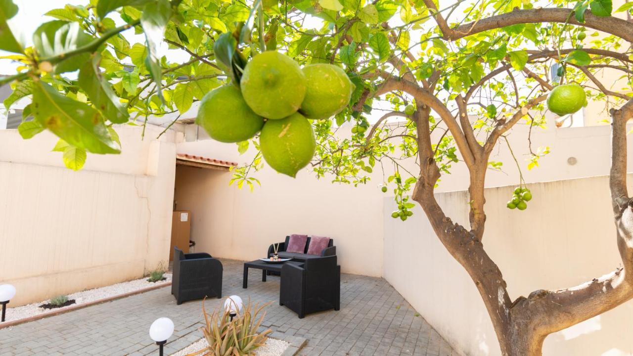 Sardinianworld - Xenia Boutique Apartment โอริสตาโน ภายนอก รูปภาพ
