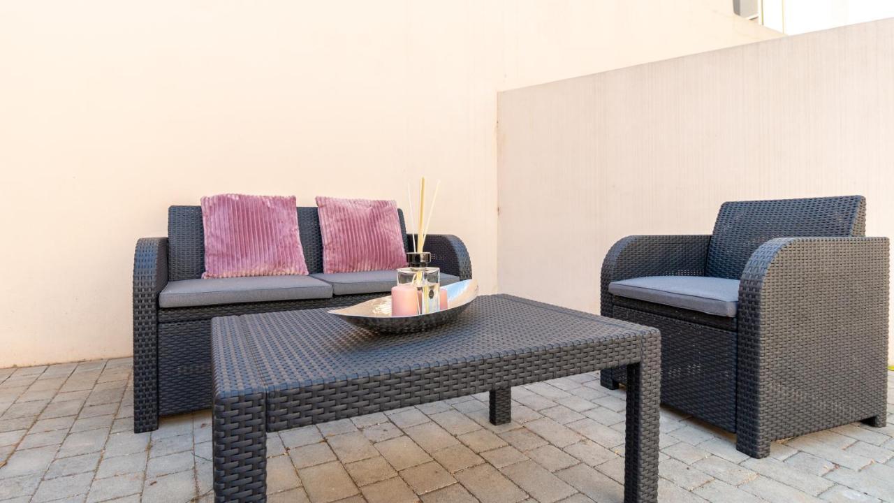 Sardinianworld - Xenia Boutique Apartment โอริสตาโน ภายนอก รูปภาพ