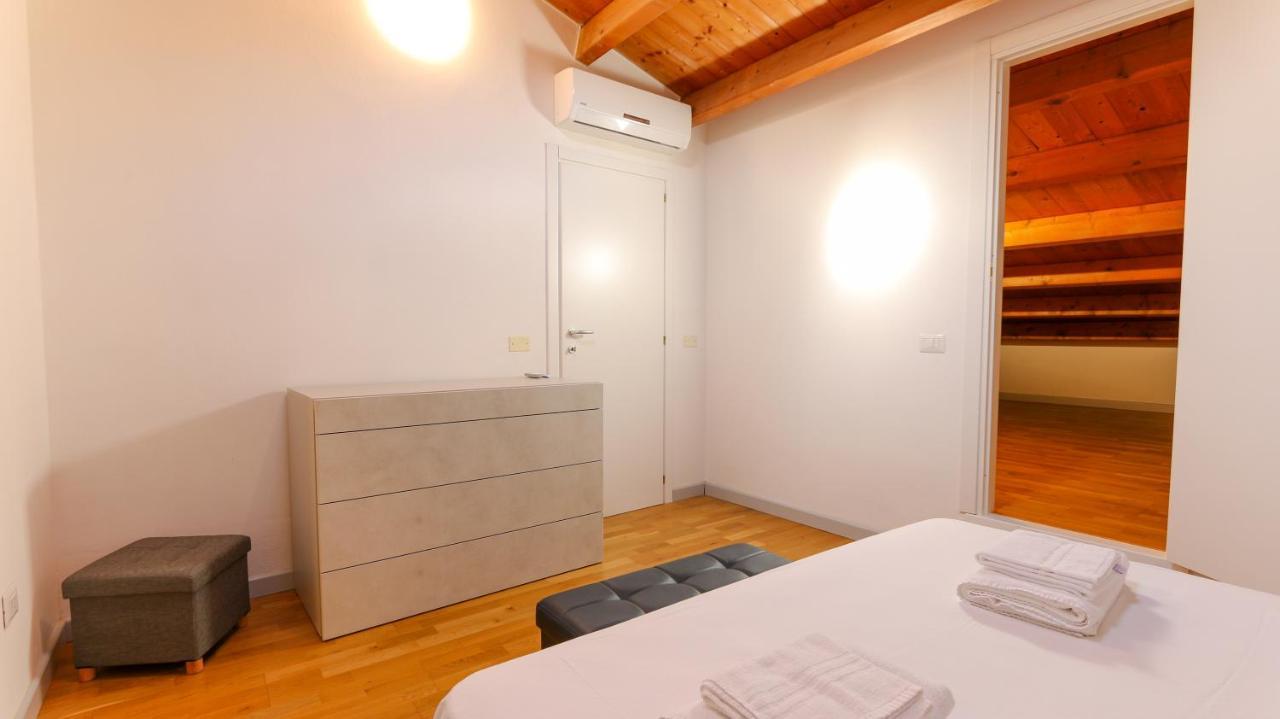 Sardinianworld - Xenia Boutique Apartment โอริสตาโน ภายนอก รูปภาพ